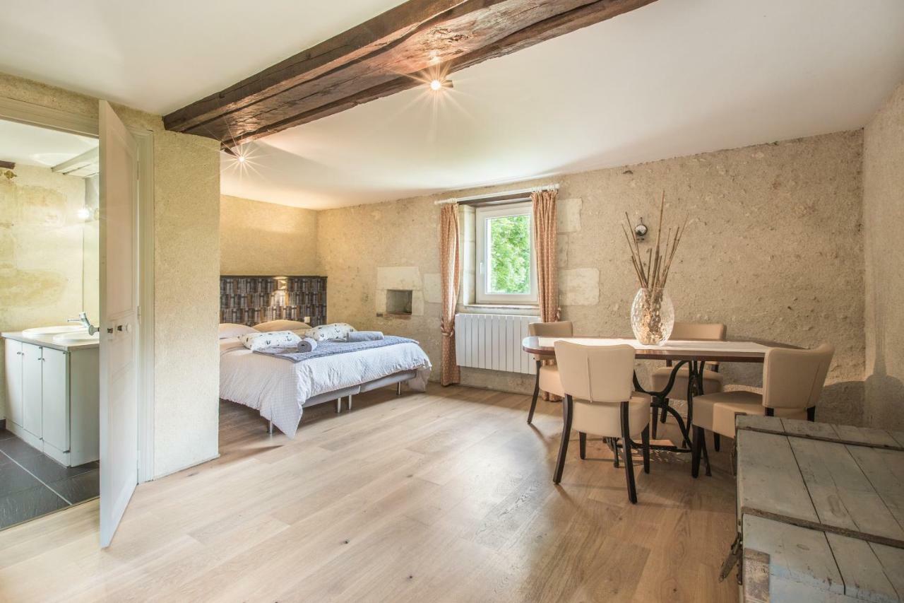 Le Moulin De Chareau Bed & Breakfast Reugny  Ngoại thất bức ảnh